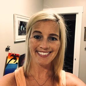 Meet your Posher, Julie